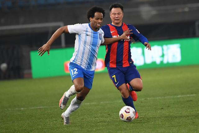 班凯罗31+14萨格斯24分 魔术大胜骑士追至1-2