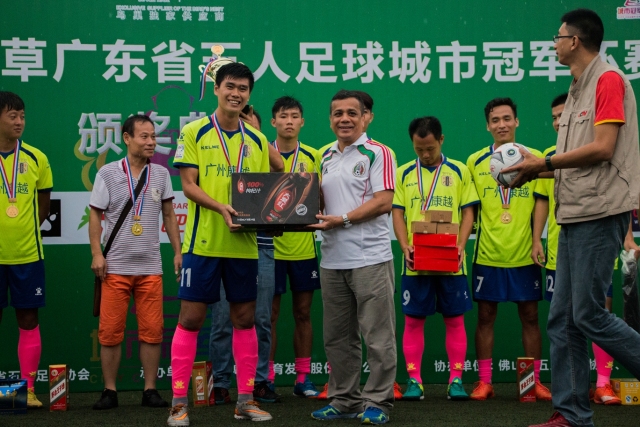 艺术体操世界杯塔什干站落幕 中国队包揽集体项目三金