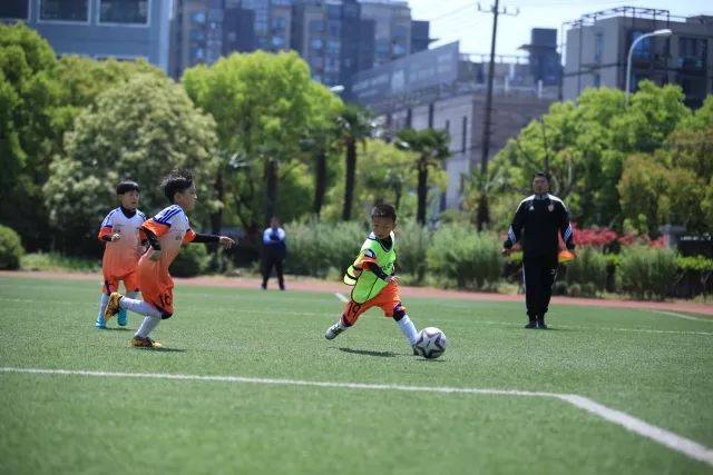 英格拉姆24分鹈鹕力克尼克斯 老鹰大胜爵士